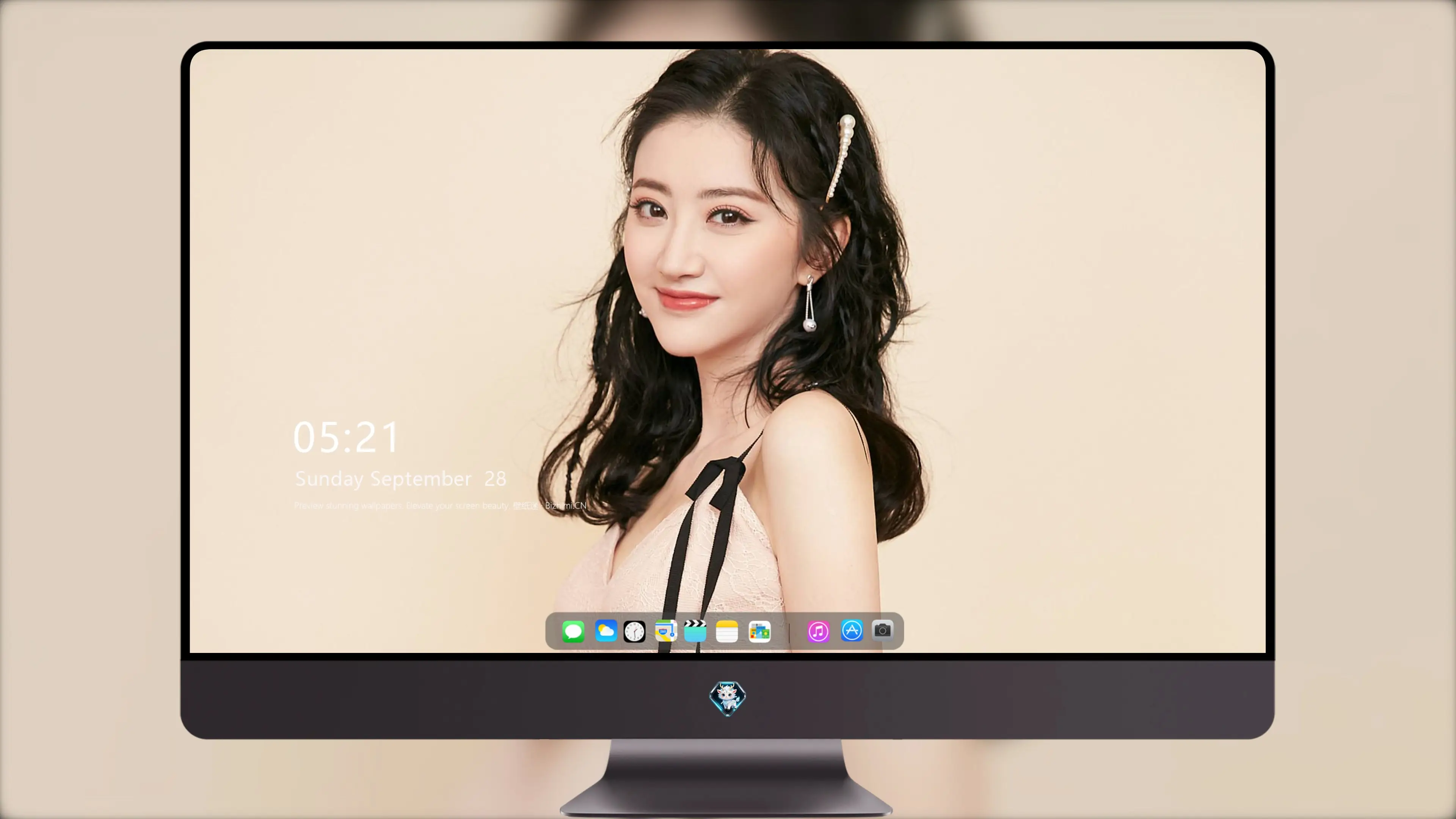 百搭电脑壁纸 时尚 美图 每日桌面推荐