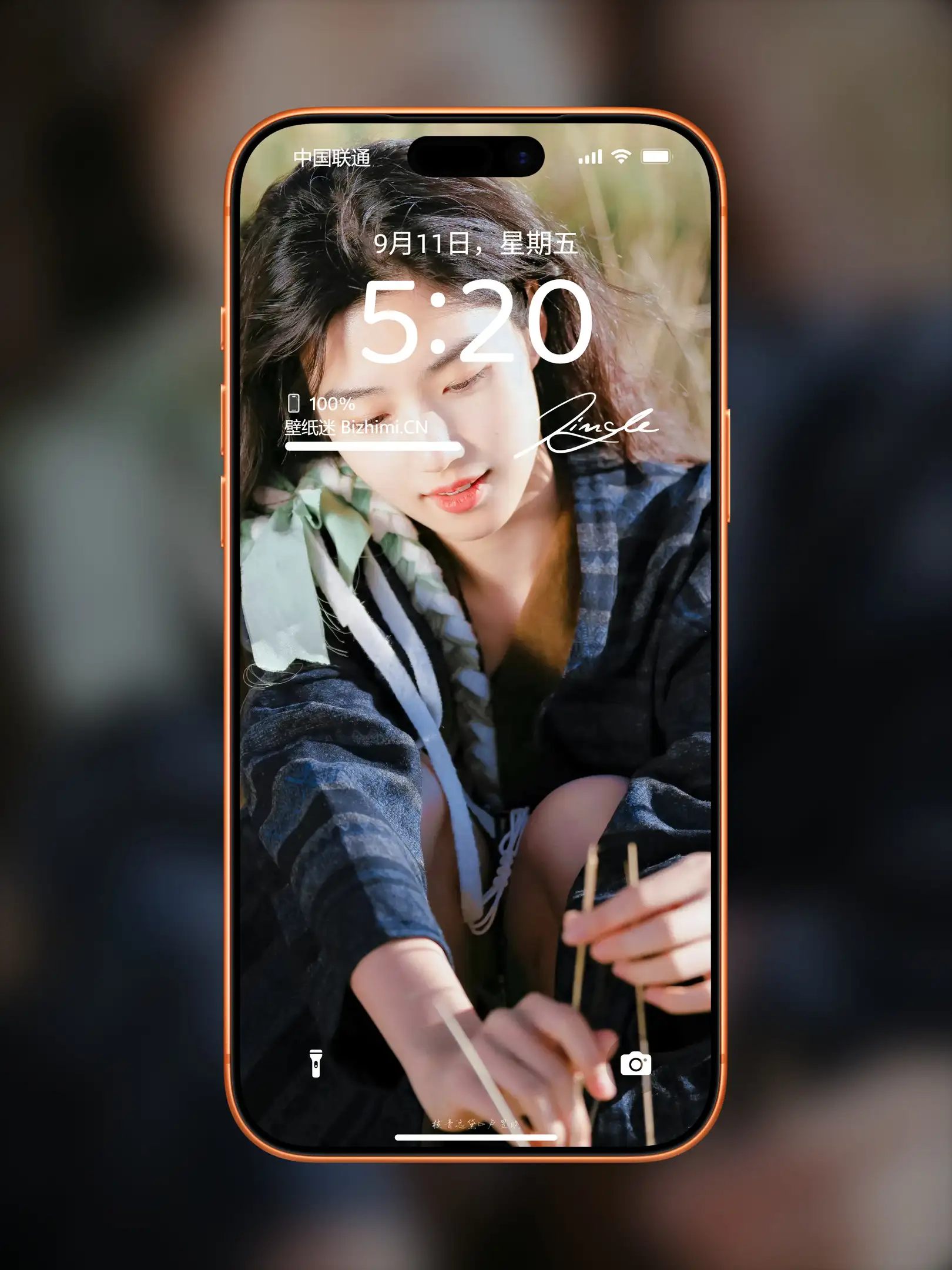 靓丽多姿的 女孩户外摄影 照片 精美壁纸收藏