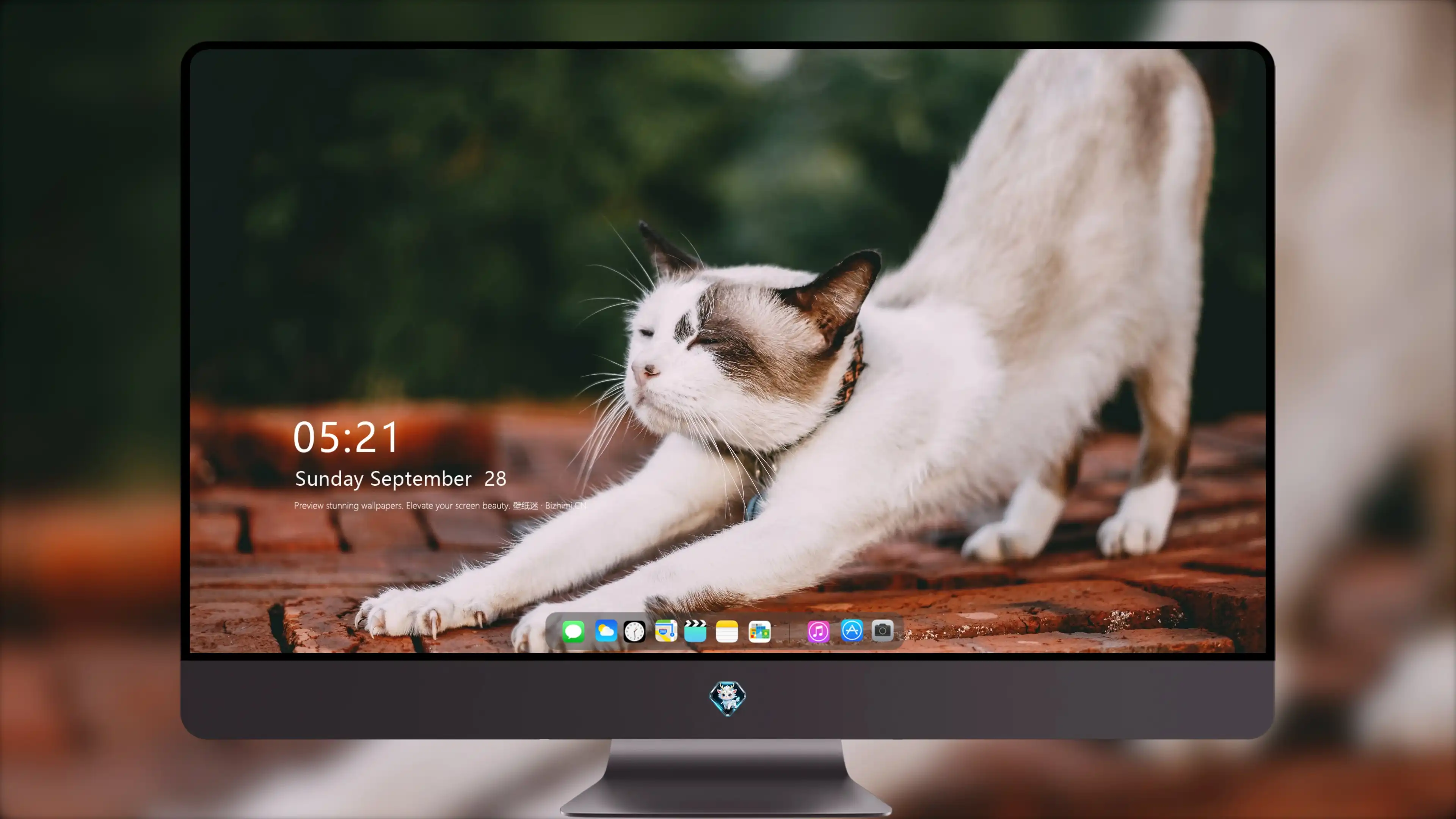 橘猫慵懒趴在窗台 高清图片