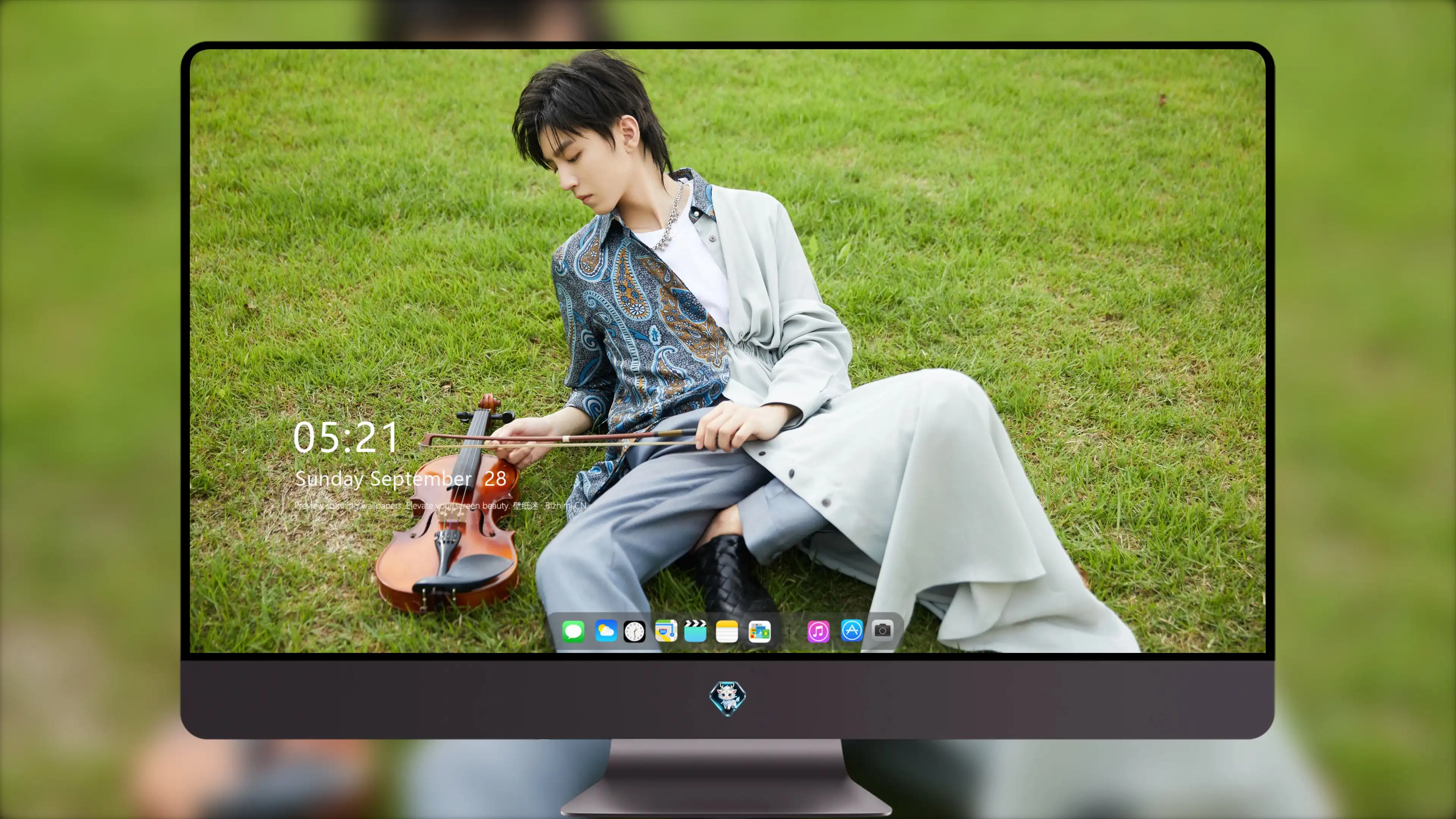 气质非凡的 男艺人明星 明星高清肖像 4K极致清晰  PC屏保
